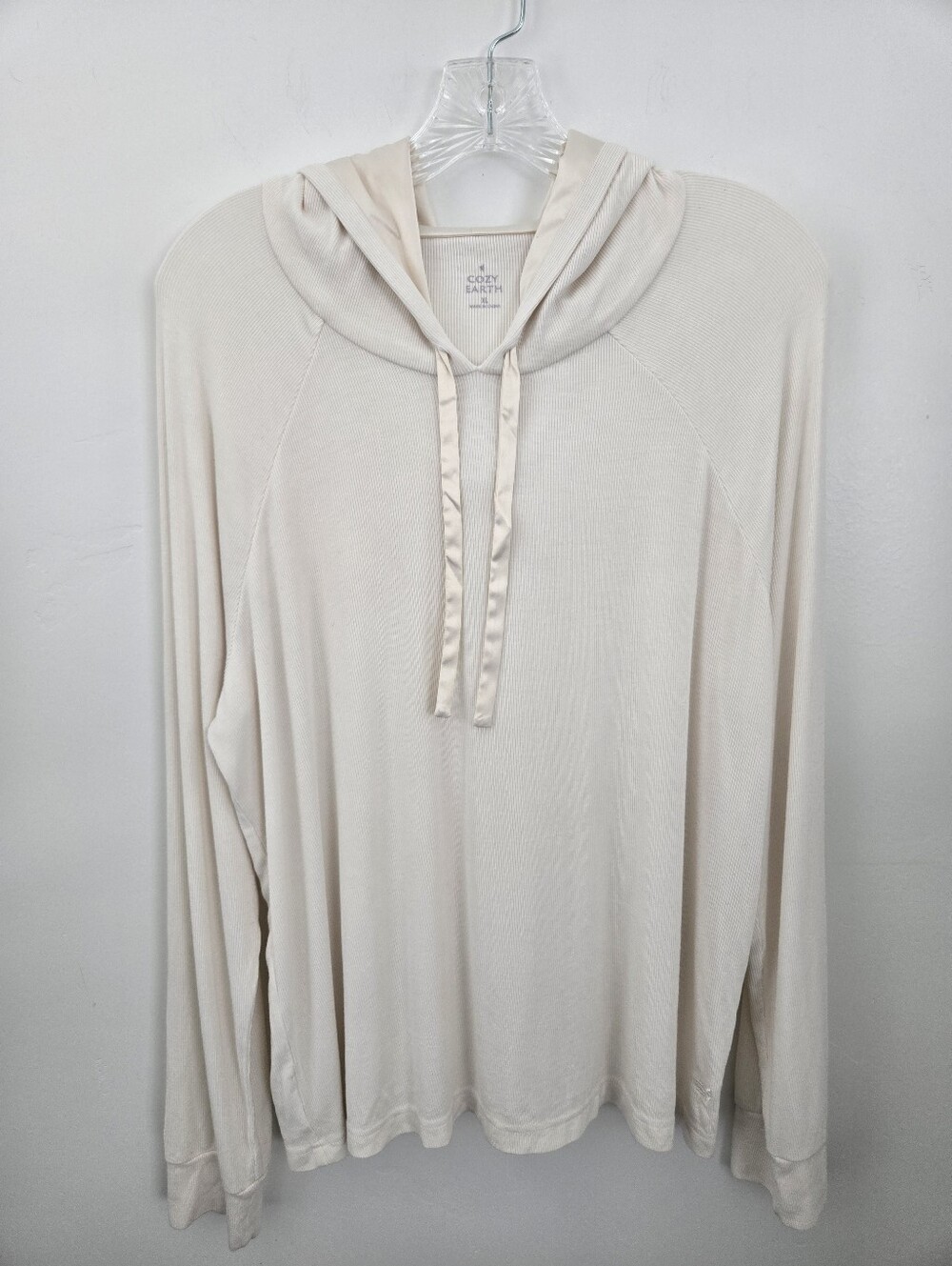 Cozy Earth Ultra-Soft Bamboo Pullover Hoodie in an off-white ivory shade. XL